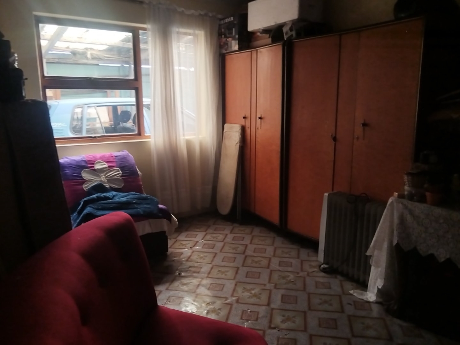  Bedroom Property for Sale in Bishop Lavis Western Cape